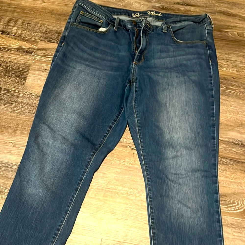 Universal Thread- Medium wash, straight leg jeans
